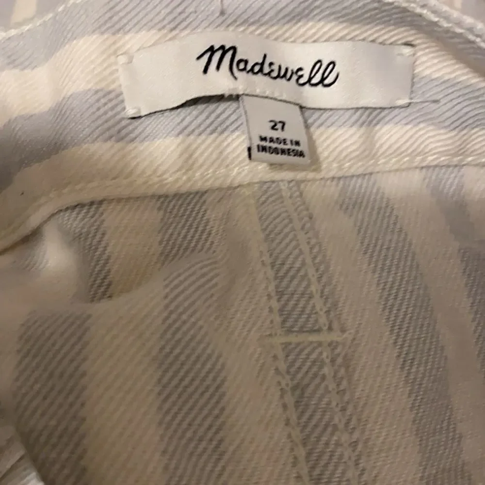 MADEWELL A- line mini skirt in Pompano stripes. Size 27